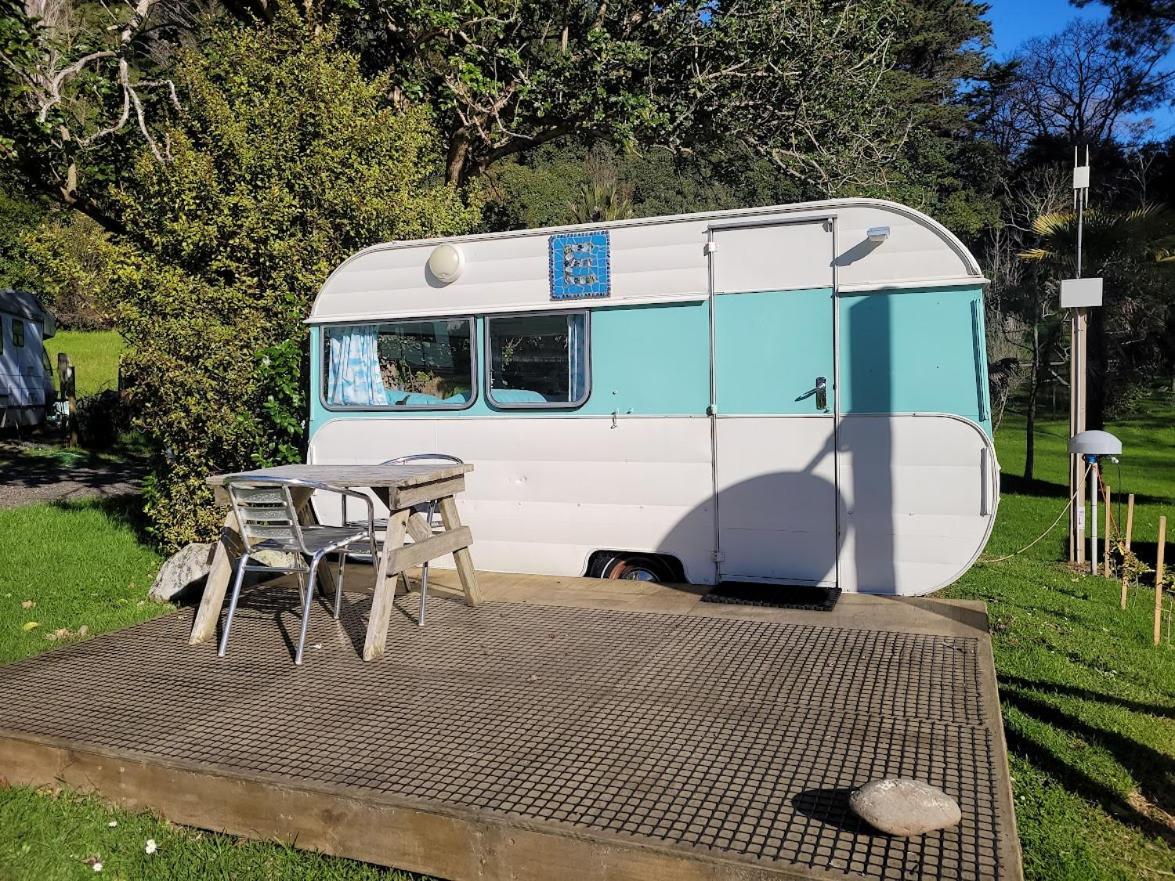 Dickson Holiday Park Thames Exterior photo